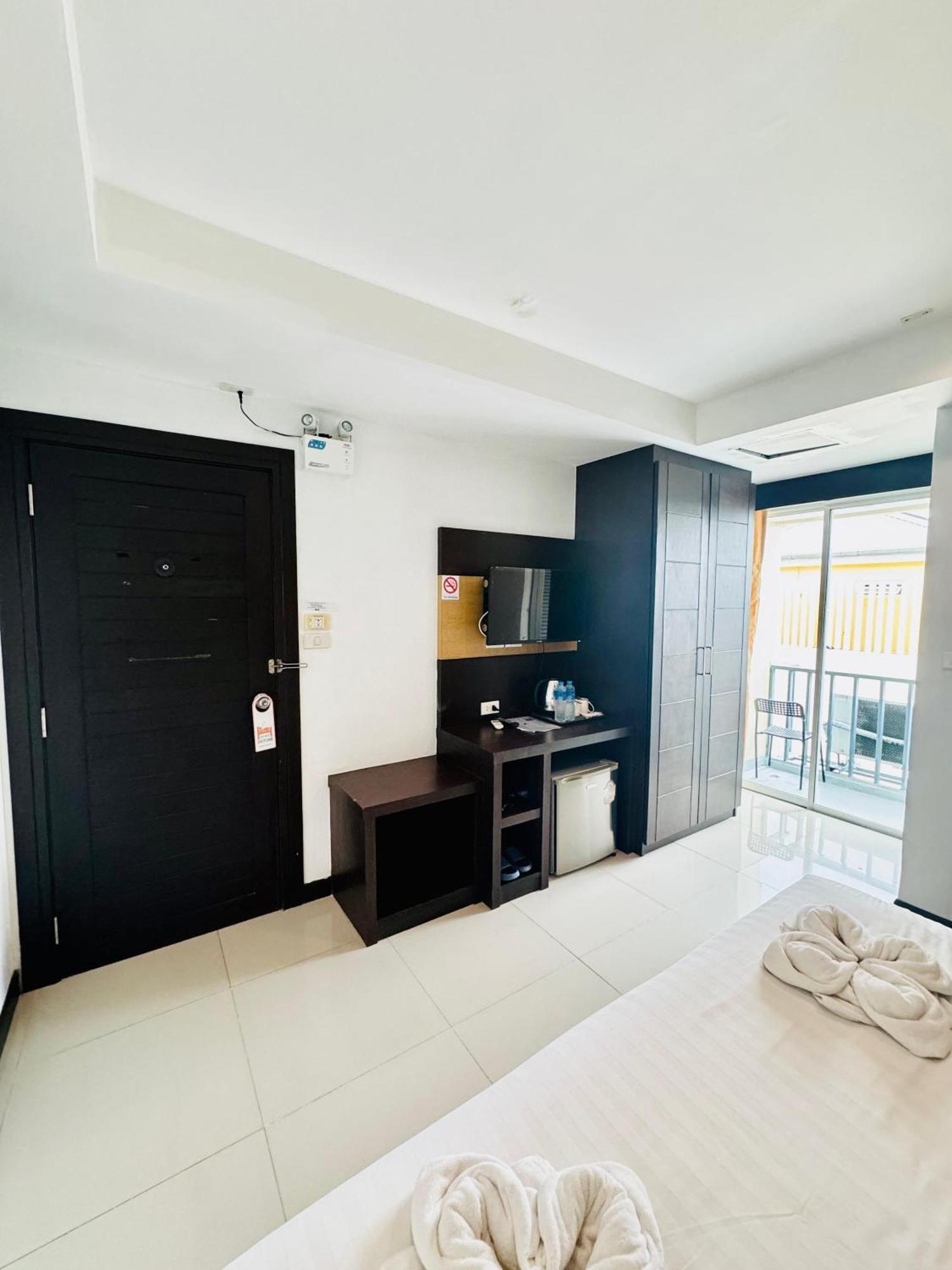 La Casa Hotel